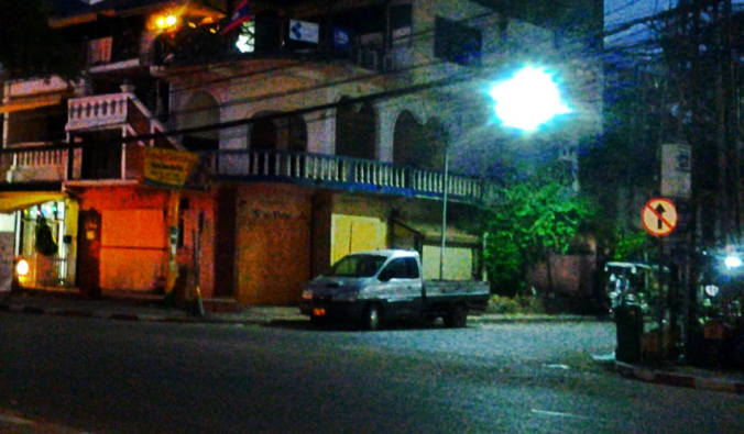 Suspicious Minds is a story by Graham Lawrence. The picture shows an old rundown hotel